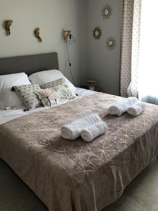 Villa Neuve Avec Piscine بونيفَسْيو المظهر الخارجي الصورة