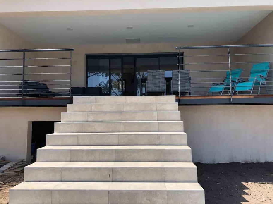 Villa Neuve Avec Piscine بونيفَسْيو المظهر الخارجي الصورة