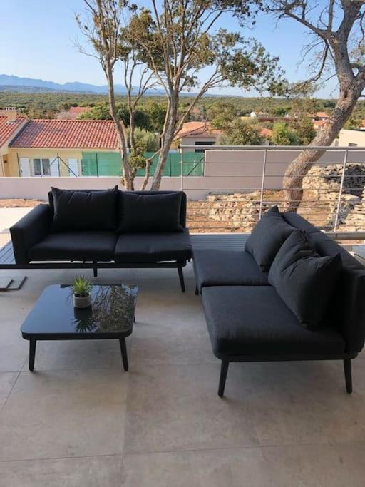 Villa Neuve Avec Piscine بونيفَسْيو المظهر الخارجي الصورة