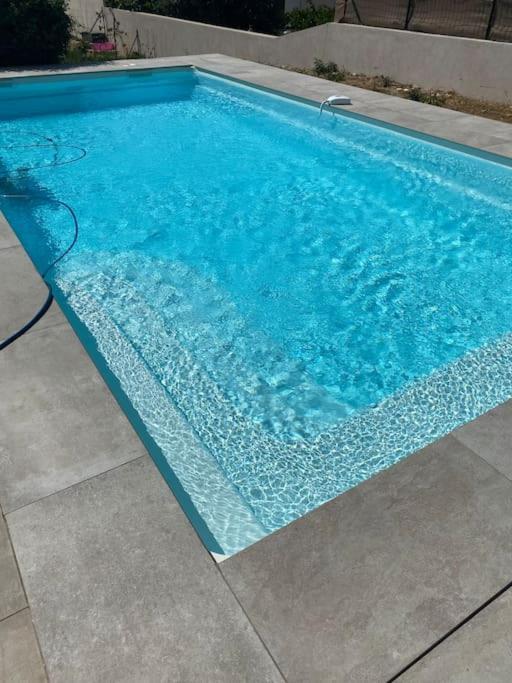 Villa Neuve Avec Piscine بونيفَسْيو المظهر الخارجي الصورة